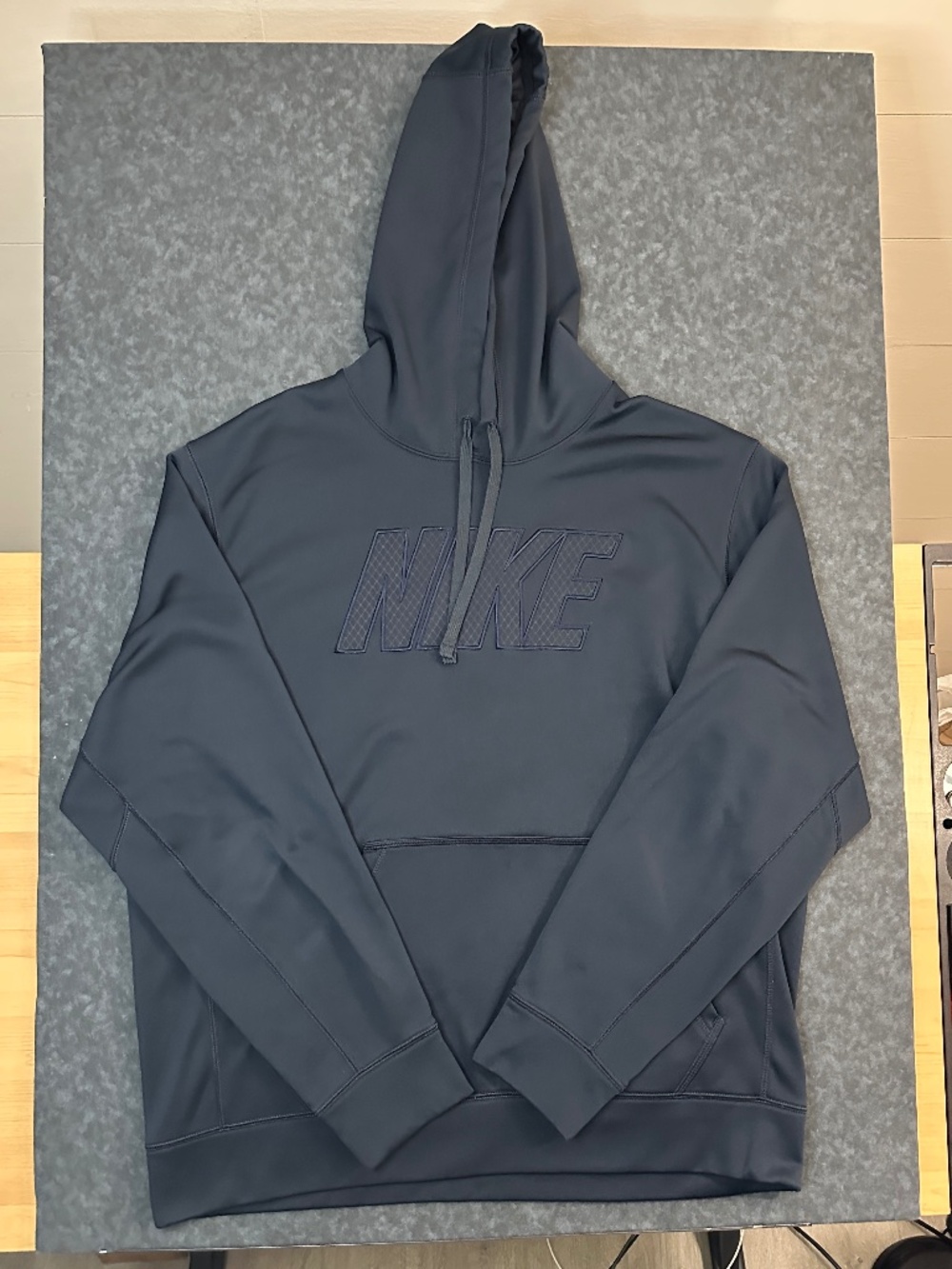 Nike Therma-Fit Embroidered Navy Hoodie Size Large